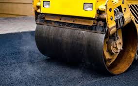 Best Asphalt Driveway Installation  in Lake Mary, FL